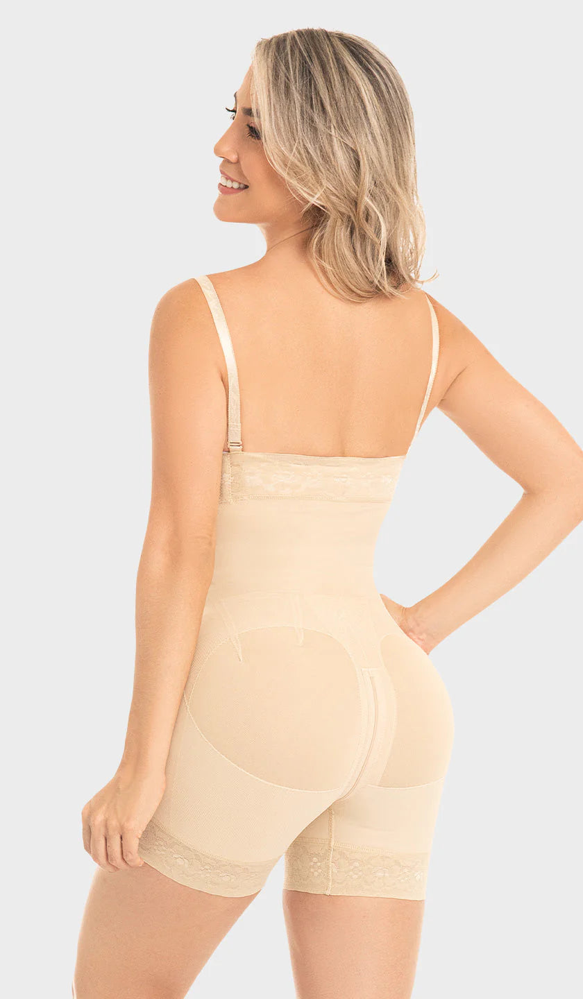 Faja M&D F-0766 Faja corta moldeadora con cierre diagonal